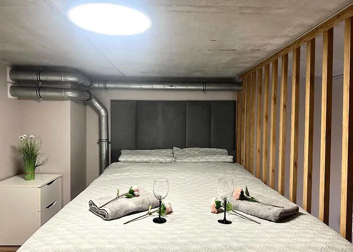 Zarembowicza 52 - Self Check-in 20h - Lift Apartment Breslau