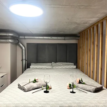 Zarembowicza 52 - Self Check-in 20h - Lift דירה ורוצלב