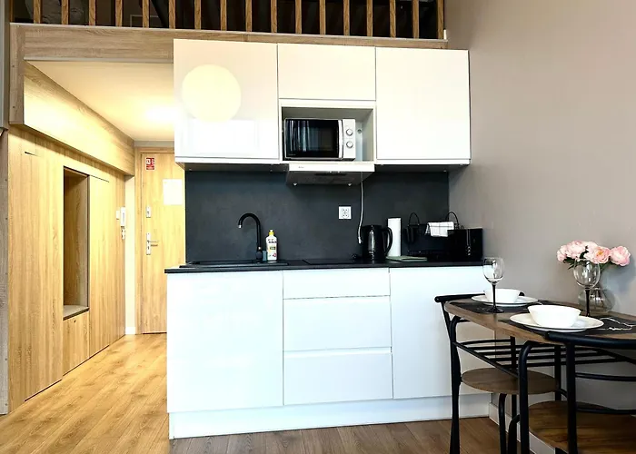 Zarembowicza 52 - Self Check-in 20h - Lift Appartement